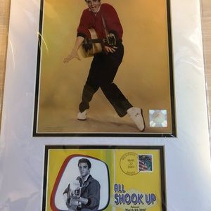 📀 Elvis Presley “All Shook Up” Collectable Portrait and Postcard.